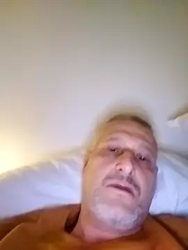 Snapshot of Husoban chatting on November 21, 2025, 10:20 pm Husoban online show from November 21, 2025, 10:20 pm