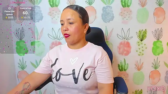 linda rios  online show from October 21, 2025, 7:13 pm