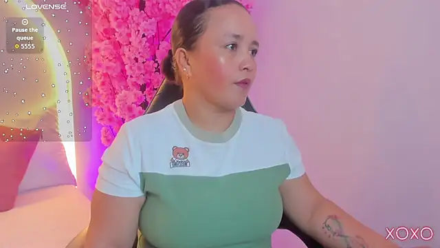 Snapshot of linda_rios_ chatting on July 18, 2026, 8:06 pm linda rios online show from July 18, 2026, 8:06 pm