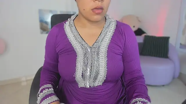 jazmin anbar online show from June 16, 2026, 9:48 pm