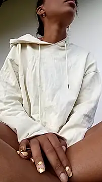 Snapshot of valkirya_7 chatting on October 9, 2025, 2:06 pm valkirya 7 online show from October 9, 2025, 2:06 pm