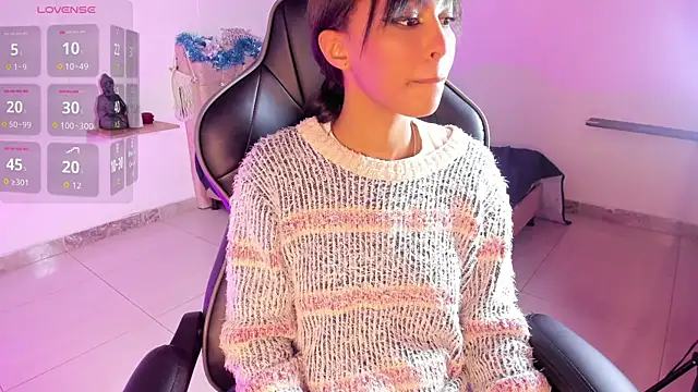 Snapshot of valkirya_7 chatting on December 15, 2025, 1:50 pm valkirya 7 online show from December 15, 2025, 1:50 pm