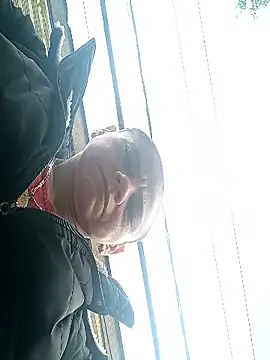 Snapshot of sasi_luna chatting on November 19, 2025, 1:22 pm sasi luna online show from November 19, 2025, 1:22 pm