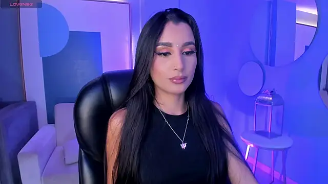 Snapshot of BellaCarteer_ chatting on July 8, 2026, 8:42 pm BellaCarteer online show from July 8, 2026, 8:42 pm