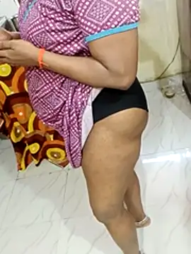 Snapshot of _Hot-Couple chatting on June 3, 2026, 8:15 am Hot-Couple online show from June 3, 2026, 8:15 am