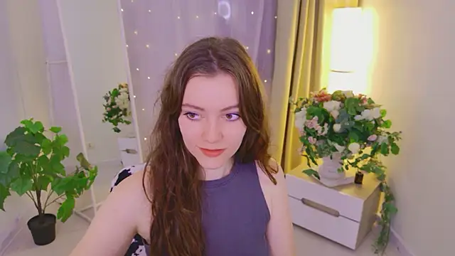 Lana  Cute  online show from June 24, 2026, 2:15 pm