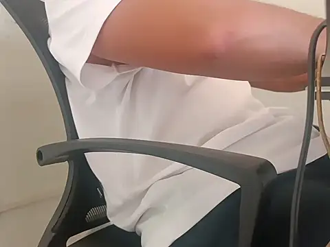 antonix-hard online show from October 21, 2025, 7:57 pm