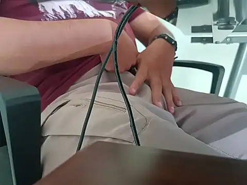 antonix-hard online show from November 7, 2025, 9:19 pm