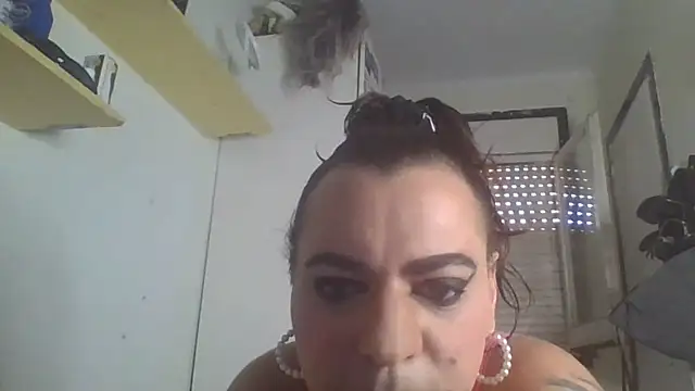 Snapshot of lunaxxxtreme chatting on June 1, 2026, 11:10 am lunaxxxtreme online show from June 1, 2026, 11:10 am