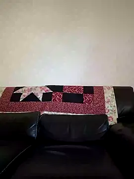 jourdinio13 online show from January 9, 2025, 2:18 pm