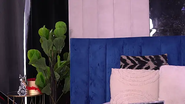 Snapshot of Jenna_Day chatting on August 6, 2026, 6:52 am Jenna Day online show from August 6, 2026, 6:52 am