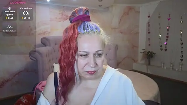 Penelope Pinky online show from November 20, 2025, 11:33 am