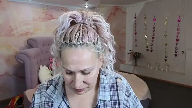 Penelope Pinky online show from October 14, 2025, 12:06 pm