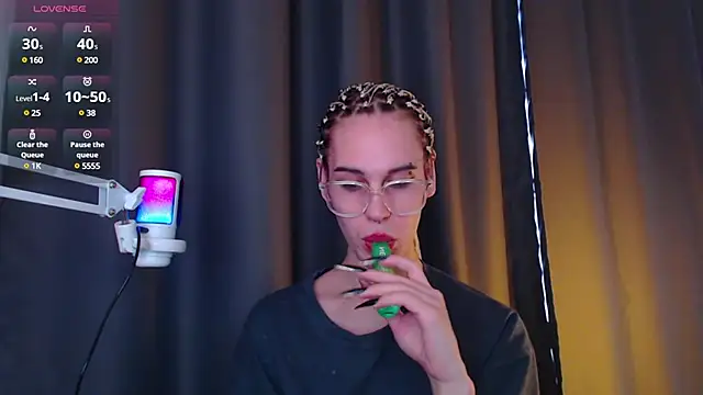 Snapshot of Cassie_Bae chatting on March 22, 2025, 9:24 am Cassie Bae online show from March 22, 2025, 9:24 am