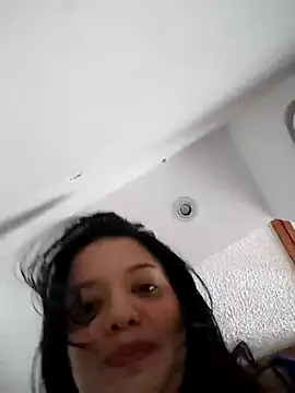 Snapshot of milufontier chatting on January 14, 2025, 7:32 pm milufontier online show from January 14, 2025, 7:32 pm