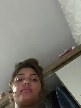 Snapshot of Nicollygriu chatting on February 24, 2026, 1:06 am Nicollygriu online show from February 24, 2026, 1:06 am