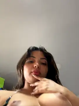 Snapshot of Nicollygriu chatting on November 27, 2025, 3:45 pm Nicollygriu online show from November 27, 2025, 3:45 pm