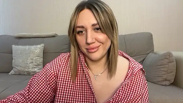 Snapshot of VickyLove047 chatting on November 15, 2025, 6:17 am VickyLove047 online show from November 15, 2025, 6:17 am