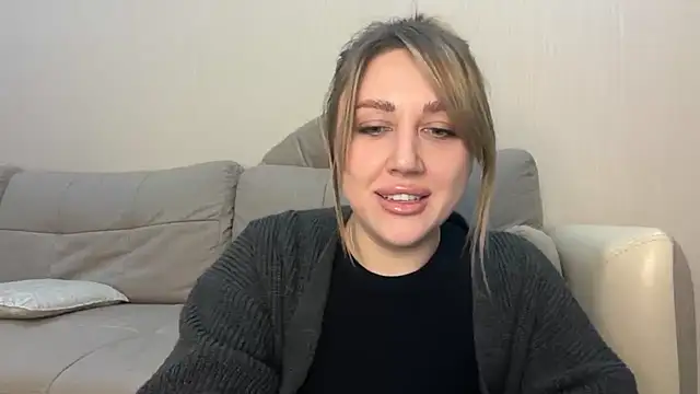 Snapshot of VickyLove047 chatting on December 5, 2025, 8:06 pm VickyLove047 online show from December 5, 2025, 8:06 pm