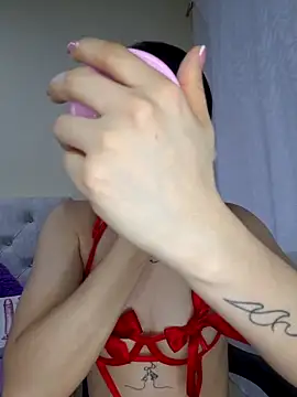 Snapshot of franchezkavegaaa chatting on October 9, 2025, 12:06 pm franchezkavegaaa online show from October 9, 2025, 12:06 pm