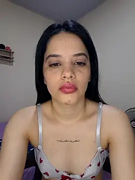 Snapshot of franchezkavegaaa chatting on November 10, 2025, 12:10 pm franchezkavegaaa online show from November 10, 2025, 12:10 pm