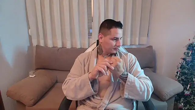 Snapshot of Geishastudios chatting on December 20, 2025, 11:13 am Geishastudios online show from December 20, 2025, 11:13 am