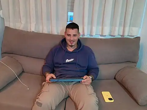 Snapshot of Geishastudios chatting on November 10, 2025, 9:31 pm Geishastudios online show from November 10, 2025, 9:31 pm