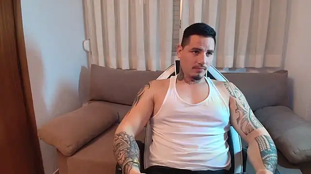 Snapshot of Geishastudios chatting on January 6, 2026, 8:29 am Geishastudios online show from January 6, 2026, 8:29 am