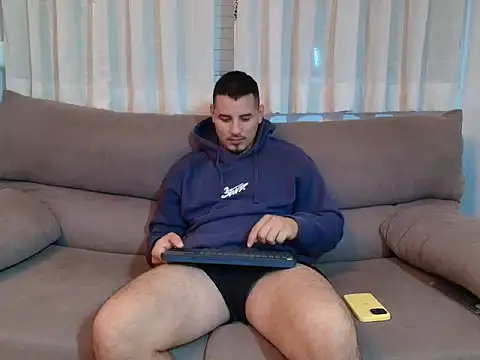 Snapshot of Geishastudios chatting on November 12, 2025, 8:40 am Geishastudios online show from November 12, 2025, 8:40 am