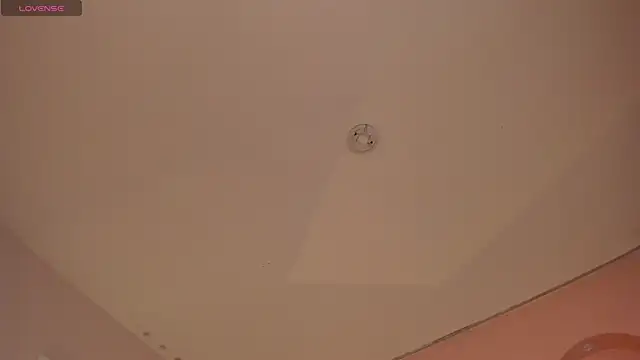 FernandaX1 online show from October 28, 2025, 10:58 am