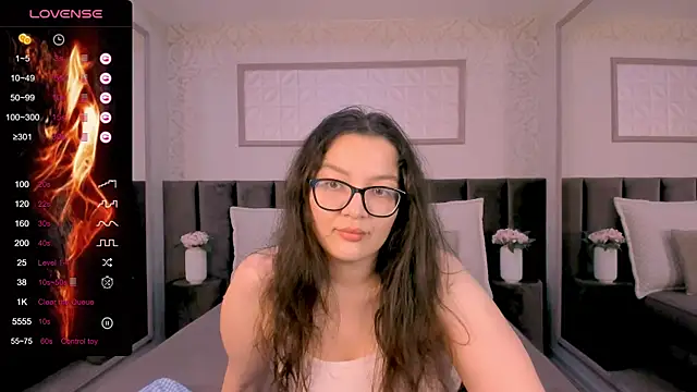 ZarifaBev online show from November 30, 2025, 2:29 pm