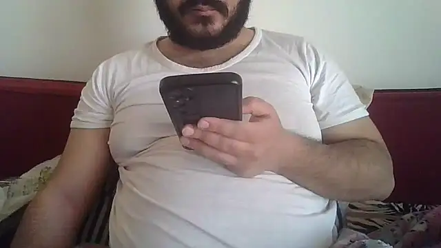 Snapshot of UrfavSlaveBitch chatting on March 28, 2026, 10:38 am UrfavSlaveBitch online show from March 28, 2026, 10:38 am
