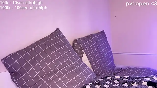  xxtina online show from November 9, 2025, 9:13 am