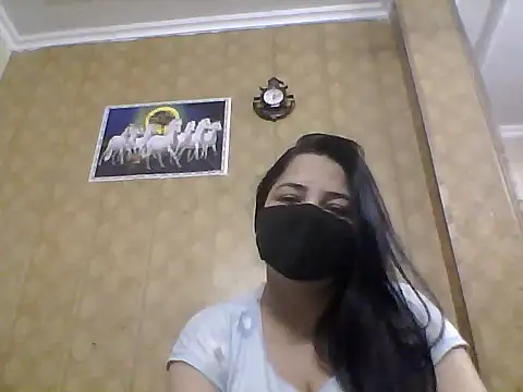 Snapshot of hornycoupleJandS chatting on May 1, 2026, 6:24 pm hornycoupleJandS online show from May 1, 2026, 6:24 pm
