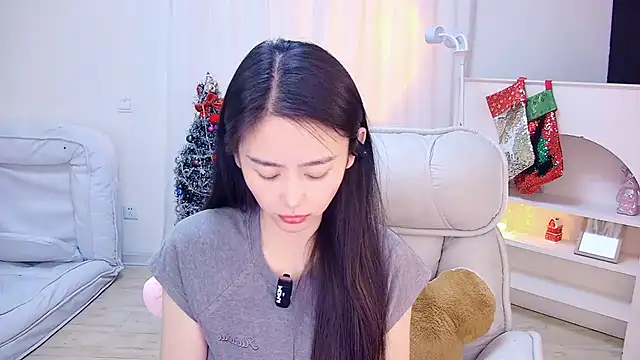 CN-Babycat online show from December 17, 2025, 3:33 am