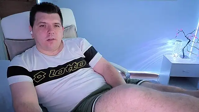 Snapshot of JasonJacks chatting on July 13, 2026, 4:23 am JasonJacks online show from July 13, 2026, 4:23 am