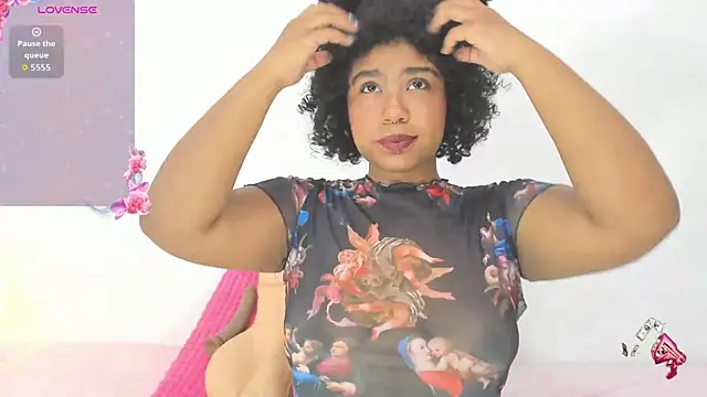 Snapshot of kitty_pervertedx chatting on October 20, 2025, 11:44 am kitty pervertedx online show from October 20, 2025, 11:44 am