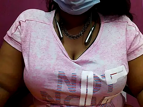 Snapshot of Tamilsathya2024 chatting on February 12, 2025, 4:33 pm Tamilsathya2024 online show from February 12, 2025, 4:33 pm