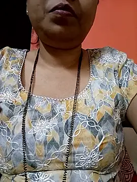 sunita-doll online show from January 10, 2026, 3:07 pm