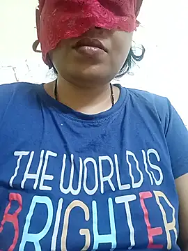 sunita-doll online show from June 3, 2026, 7:29 pm