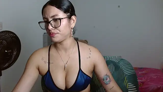 Sexy Lia  online show from February 24, 2026, 2:12 am