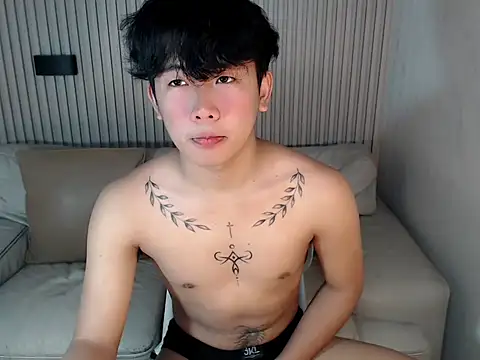 dangerzone0122 online show from June 10, 2026, 5:14 pm