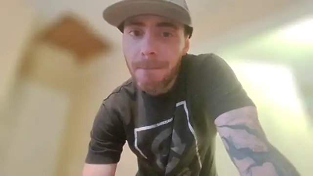 Huntzg23 online show from March 4, 2026, 5:53 pm