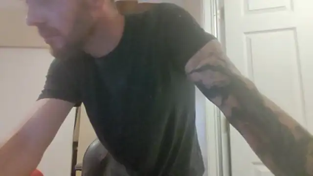 Huntzg23 online show from June 6, 2026, 2:39 am
