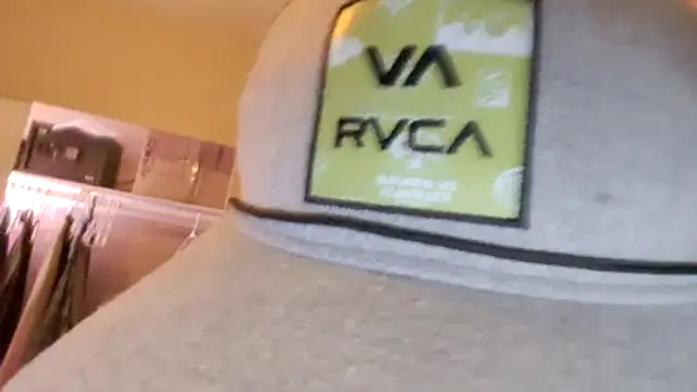 Snapshot of Huntzg23 chatting on December 2, 2025, 12:07 pm Huntzg23 online show from December 2, 2025, 12:07 pm