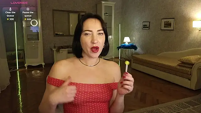 AnneHaddaway online show from November 15, 2025, 8:57 pm