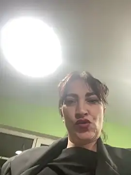 AnneHaddaway online show from May 7, 2026, 10:57 pm
