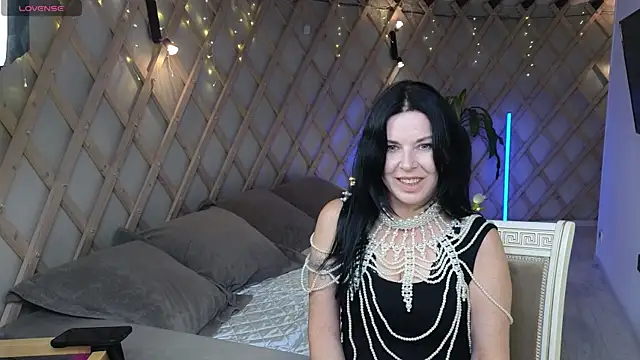 Snapshot of LinaJoy chatting on August 9, 2026, 7:42 pm LinaJoy online show from August 9, 2026, 7:42 pm