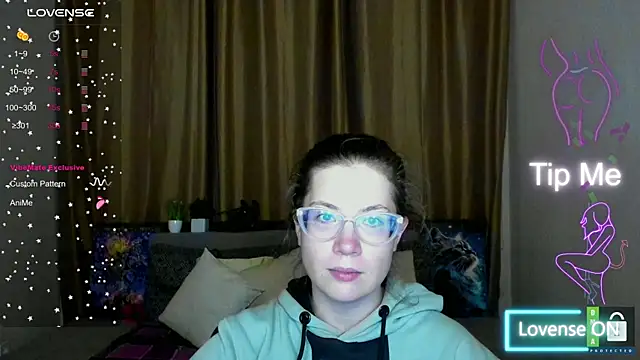 Snapshot of Alicia_redfollow chatting on October 29, 2025, 6:29 pm Alicia redfollow online show from October 29, 2025, 6:29 pm