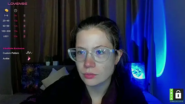 Snapshot of Alicia_redfollow chatting on October 21, 2025, 5:23 pm Alicia redfollow online show from October 21, 2025, 5:23 pm